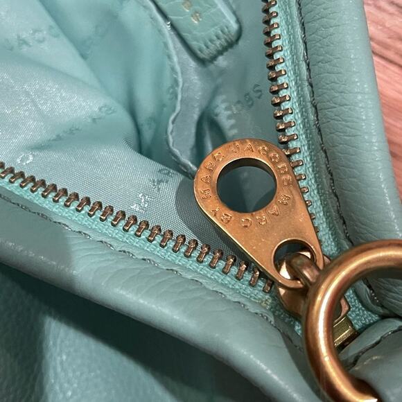 MARC JACOBS Mint Pebbled Leather Classic Q Percy Crossbody Bag - Picture 6 of 8